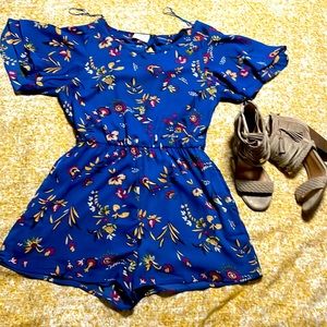 Sienna sky, Medium, Blue floral shorts romper